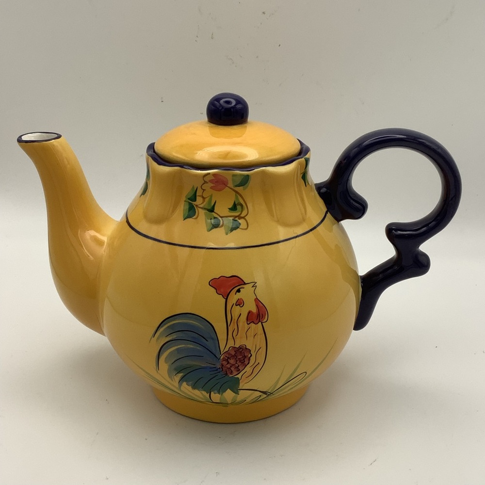 Cracker Barrel Ceramic Rooster Teapot